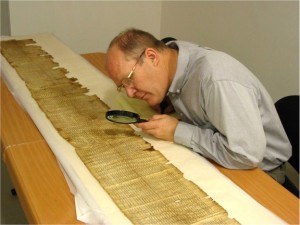 Riċerkatur tad-Dead Sea Scrolls